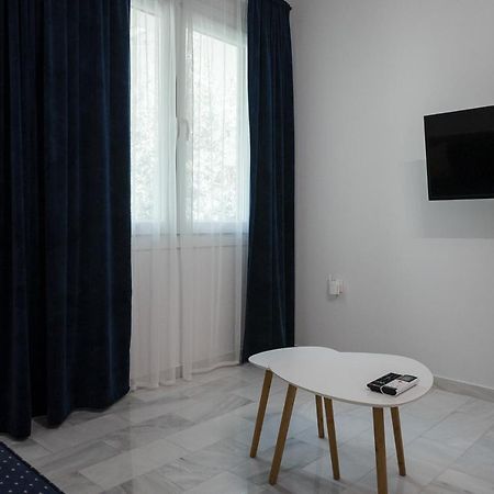 Az Modern Studio Volos Eksteriør bilde